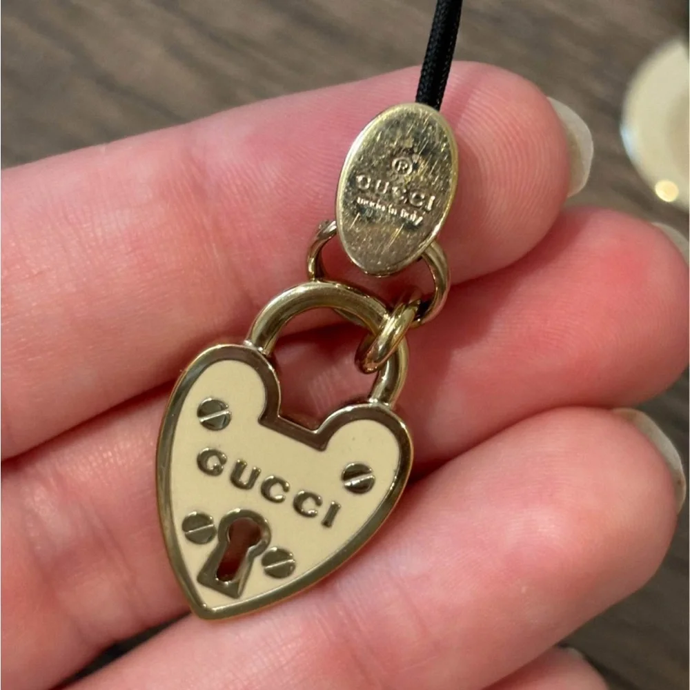 Gucci Sherry Line & Silver Heart Lock Keychains Bundle